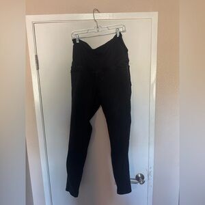 Black Old Navy Maternity Skinny Jeans